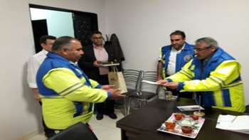 بازدید نوروزی دکتر عرب آرادانی مدیر شبکه بهداشت و درمان گرمسار از پایگاه های اورژانس پیش بیمارستانی گرمسار