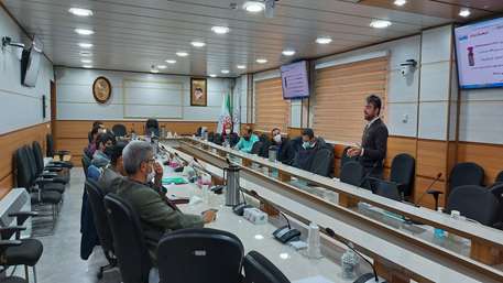  برگزاری کارگاه آموزشی شناخت داروهای فارماکوپه برای کارکنان عملیاتی اورژانس پیش بیمارستانی