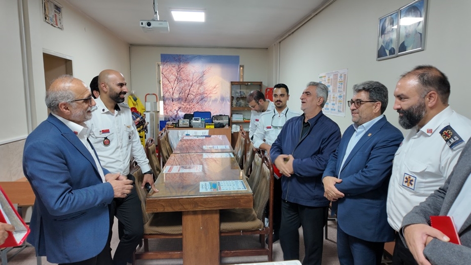 بازدید رئیس سازمان اورژانس کشور از پایگاه های بانوان، امام رضا(ع) و پایگاه آموزشی اورژانس پیش بیمارستانی سمنان